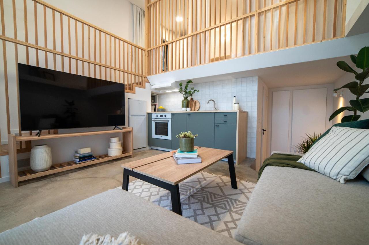 Loft Apartment *